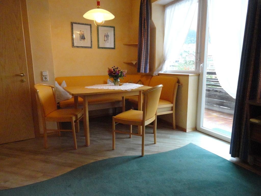 Residence Intica San Candido Kültér fotó