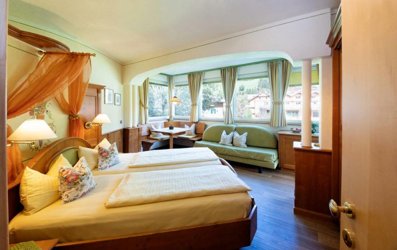 Residence Intica San Candido Kültér fotó