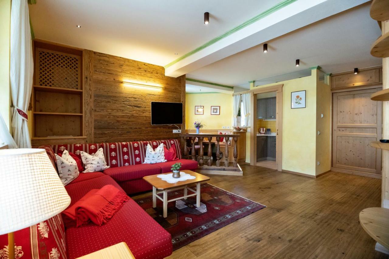 Residence Intica San Candido Kültér fotó